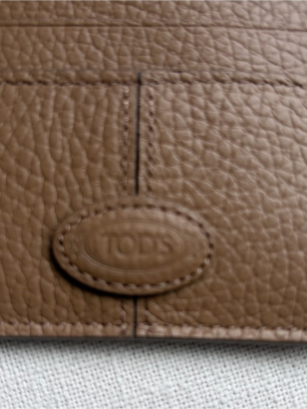 TOD’S dark taupe leather card holder - Picture 3 of 7